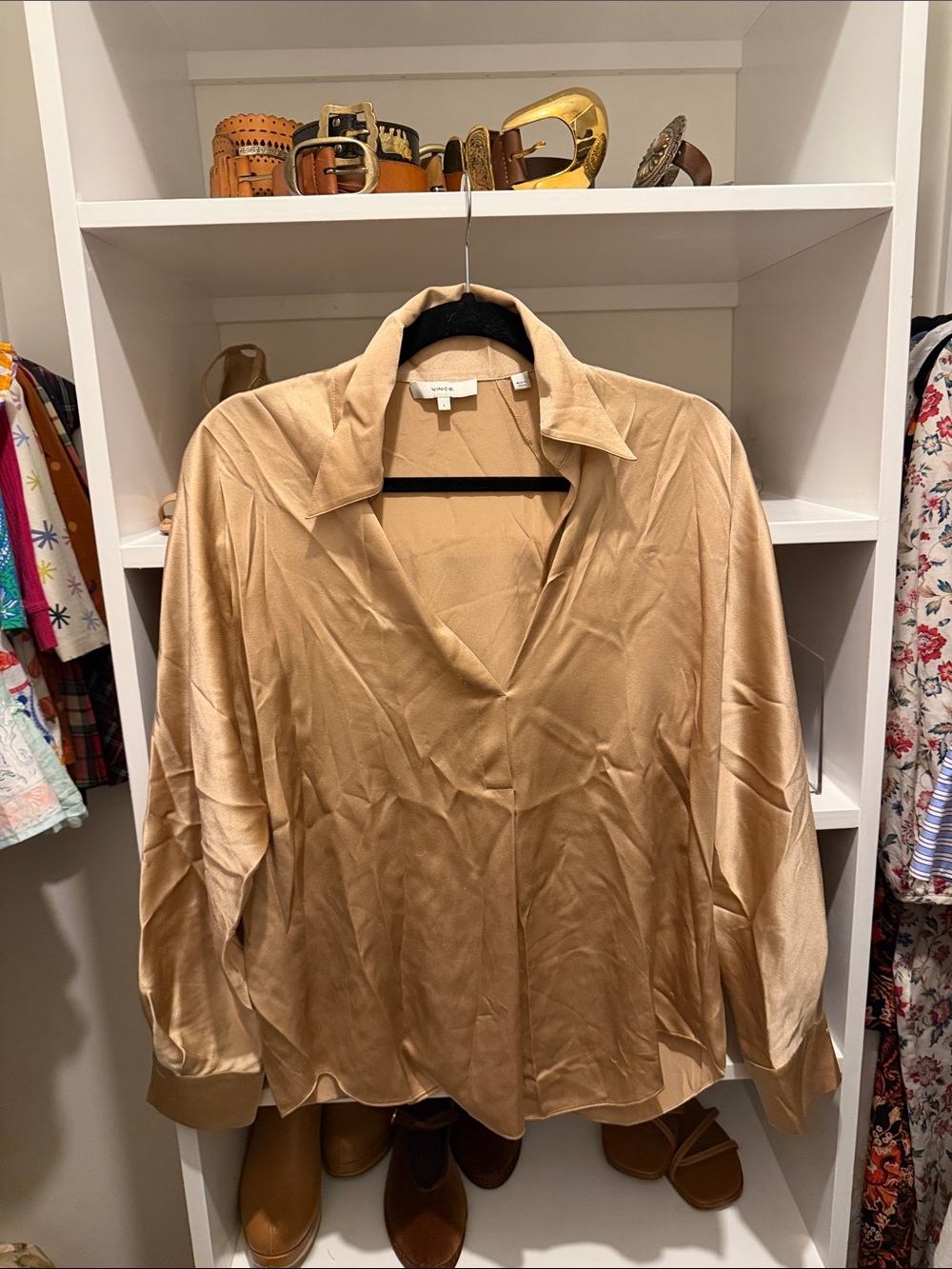 VINCE 100% silk blouse